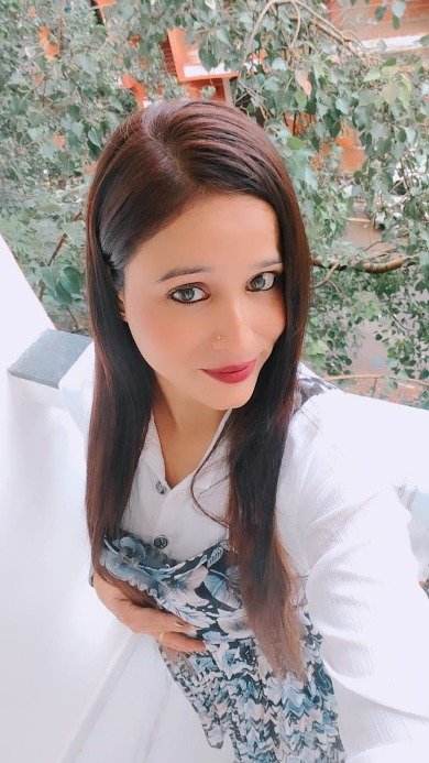 Call Girls service in Janakpuri