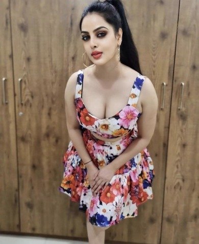 model Call Girls in Janakpuri